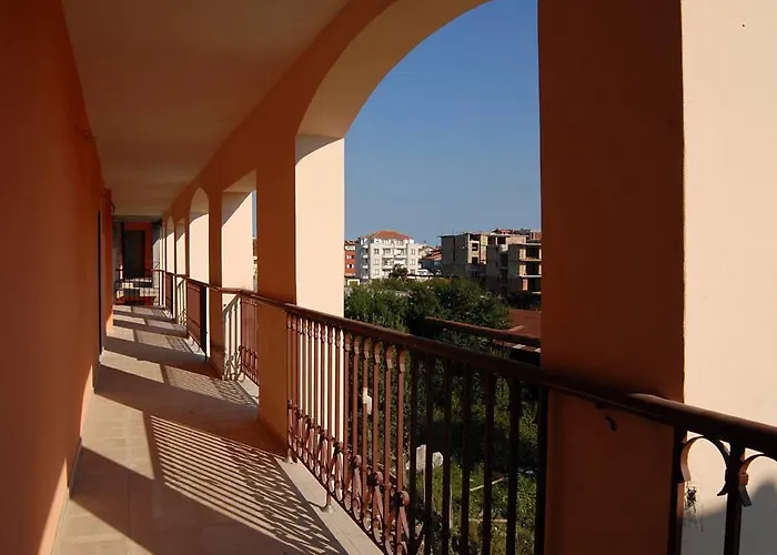 Gardenia 普里莫尔斯科